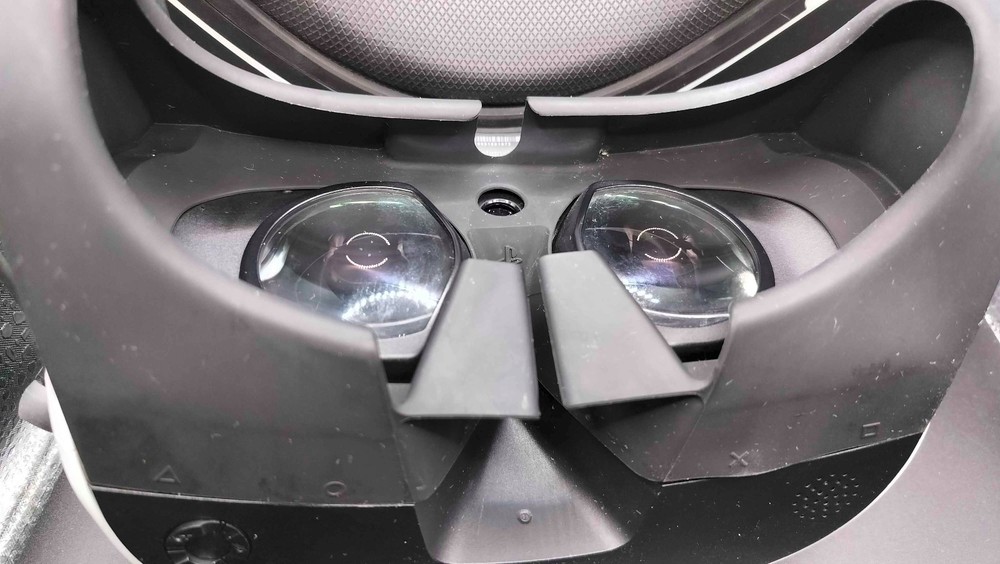 PlayStation 4 PS4 Virtual Reality VR Headset CUH-ZVR2 ***Untested***