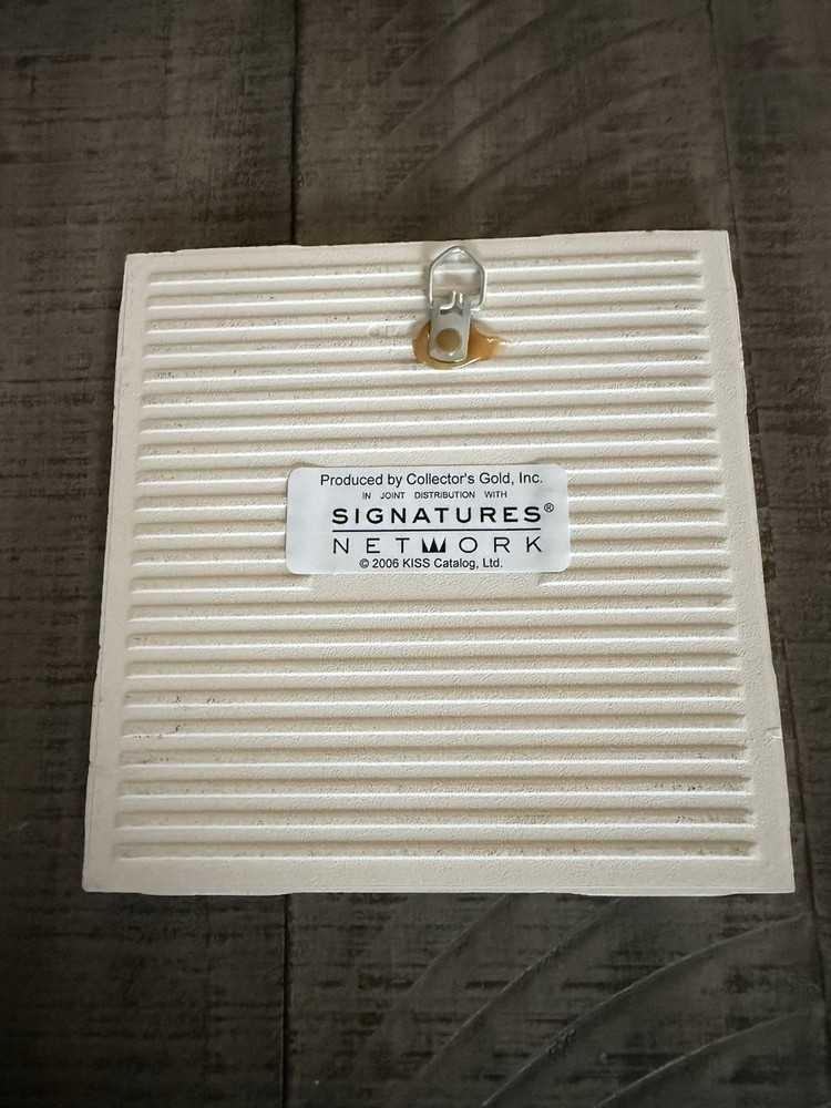 Kiss Dynasty Ceramic Tile 6x6