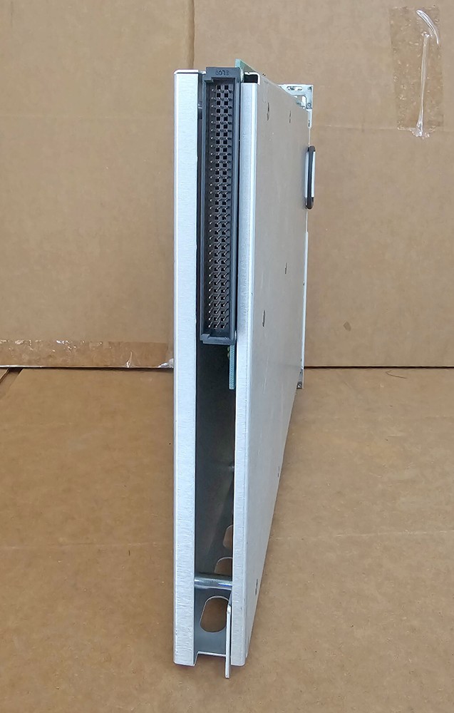 HP E1330B Series C Quad 8 Bit Digital I/O Module w/E1403B B-Size Adapter