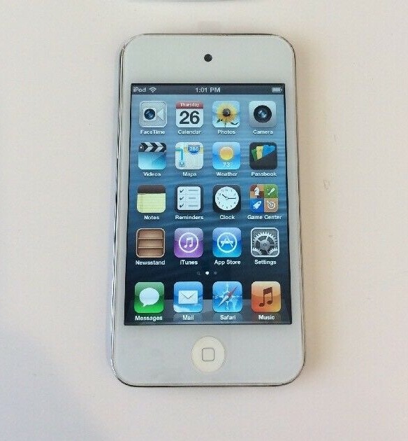 Apple iPod touch 4th Generation White (16 GB) Good Condition