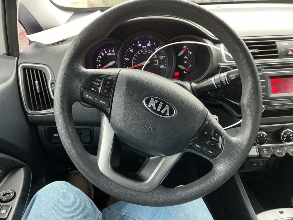 RIO 2016 Glove Box 4949672