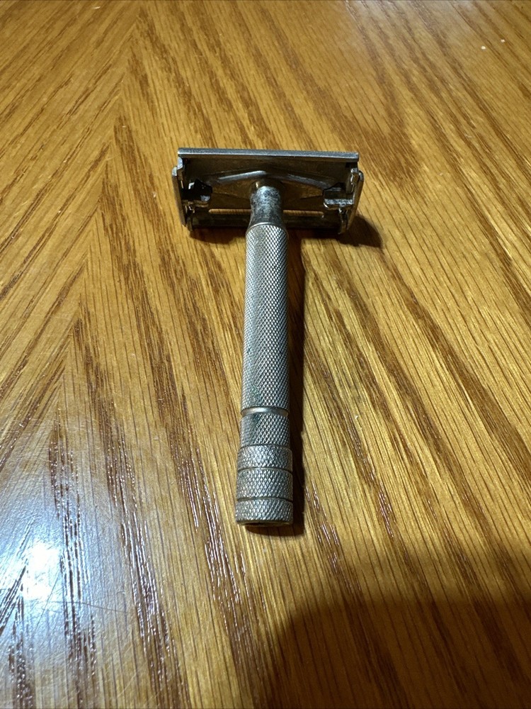 Vintage Gillette Safety Razor