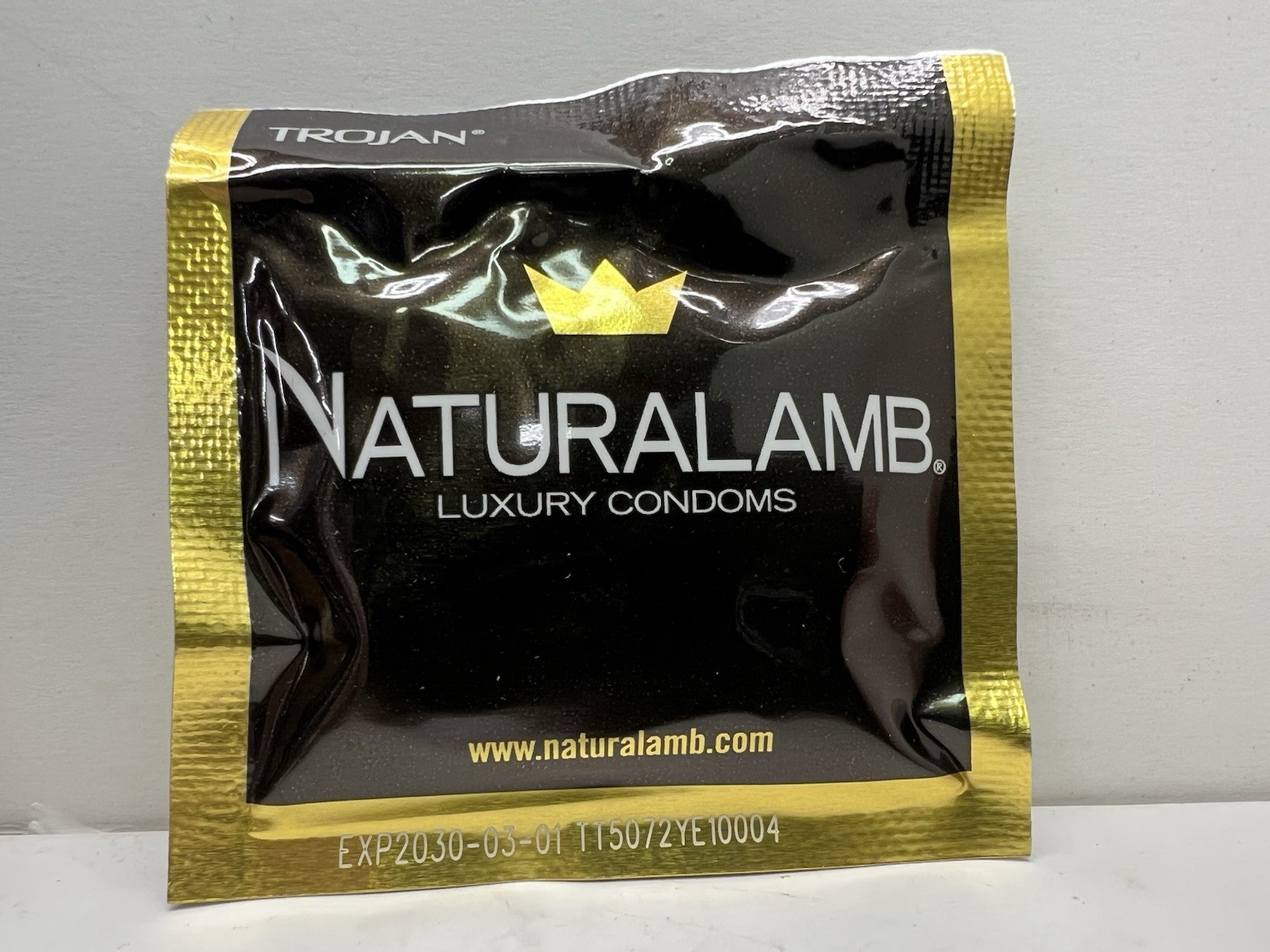 HTF Trojan Naturalamb Lubricated Lambskin Luxury Condoms Exp 2030 B2+G 10% Off