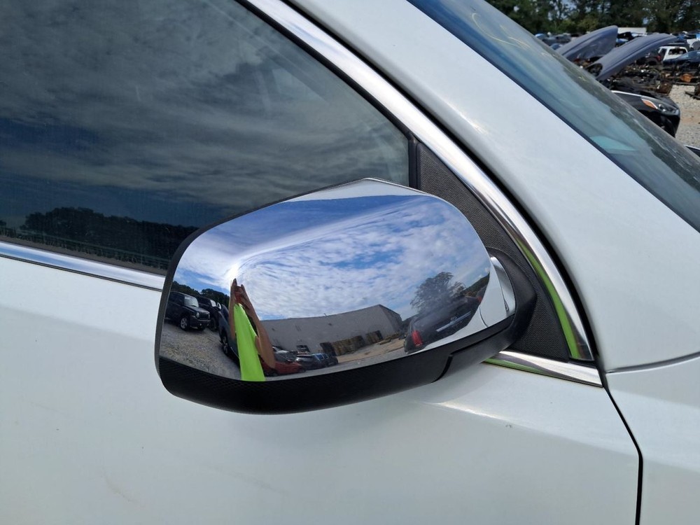 TERRAIN 2012 Glove Box 4774293
