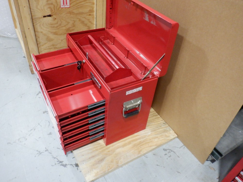 WESTWARD 10 DRAWER TOOLBOX WITH LOCK