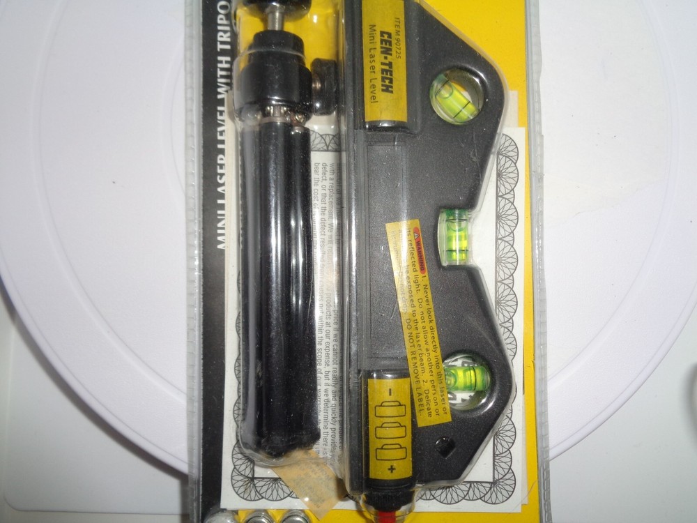 Cen-Tech Laser Level New in Original Packaging # 90725