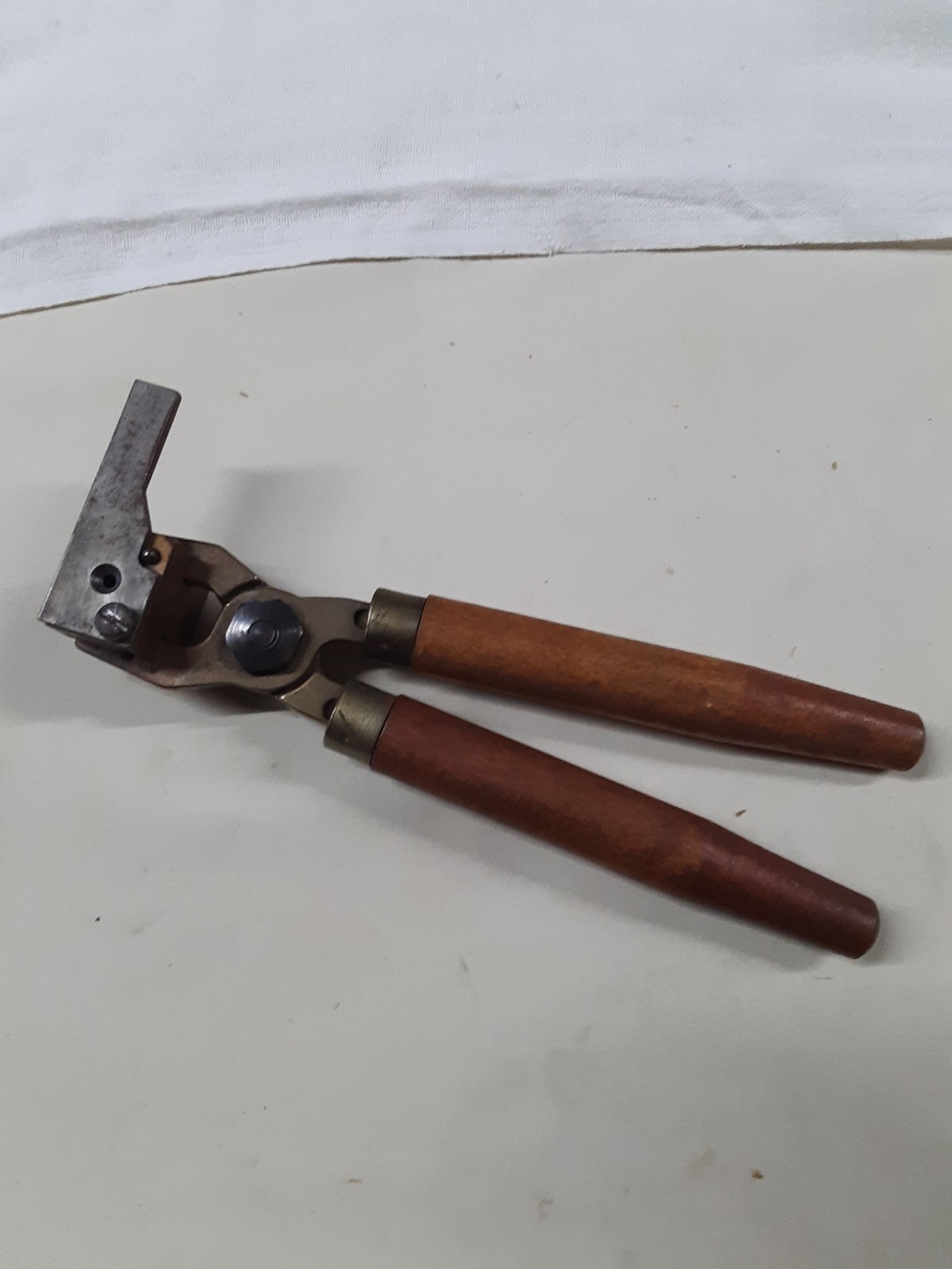 Thompson Center 50 CALIBER MAXI BALL MOLD w/ handles TC  READ !!!