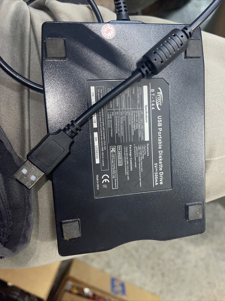 Bytecc USB Portable Diskette External Floppy Drive BT-144 Works Good