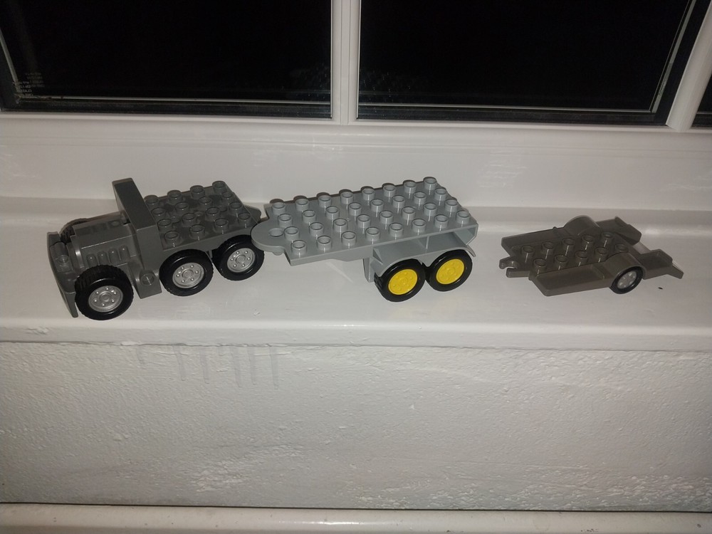 Duplo Low Loader With A Trailor No Cab