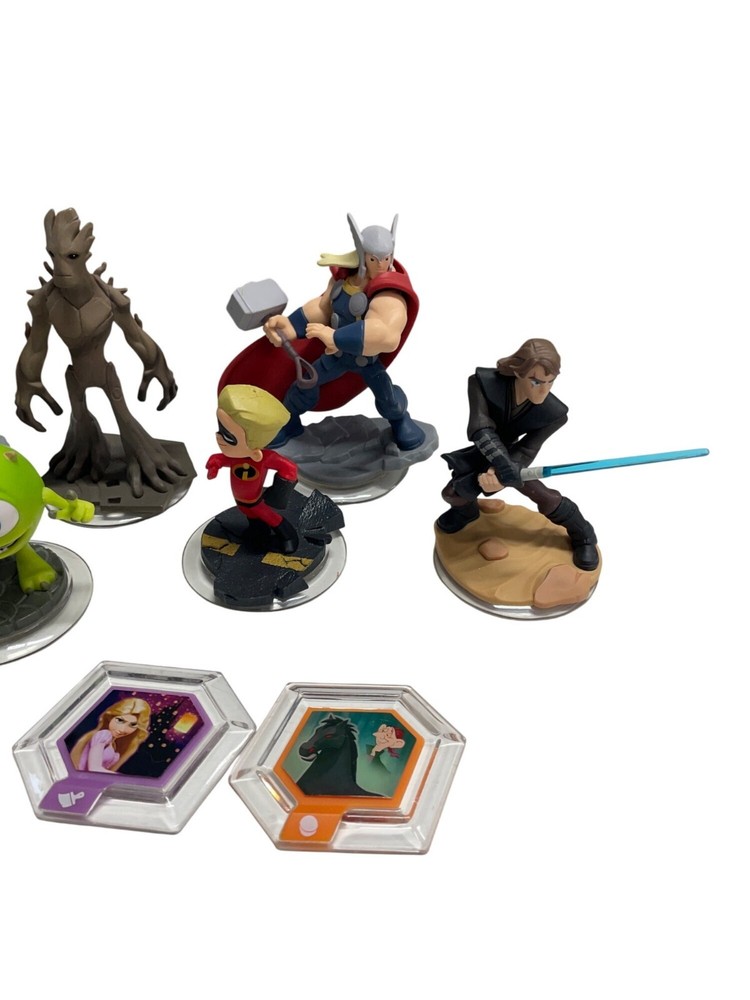 Infinity Game Pieces Playset Lot Assorted 2.0 Figures Characters