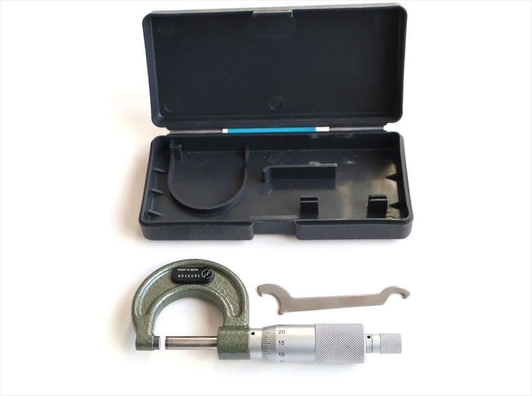 Mitutoyo Outside Micrometer 0-25mm With Case #77