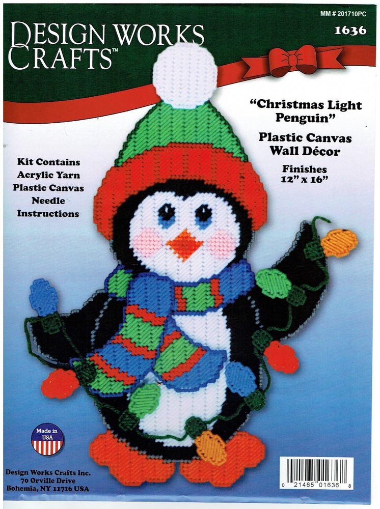 CHRISTMAS LIGHT PENGUIN  WALL HANGING  plastic canvas  PATTERN (#TF0531)