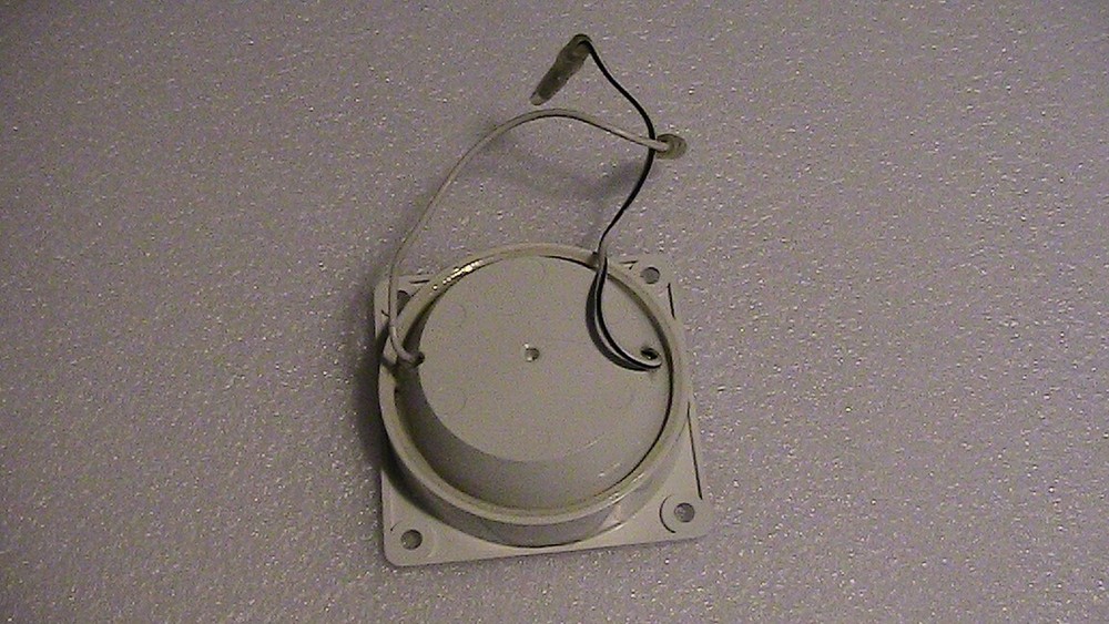 Universal aimable tweeter 2 9/16 square frame 8 ohm