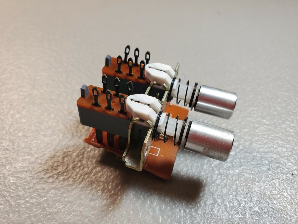 📈MCS PUSH SWITCH BANK LOUDNESS SUBSONIC FILTER 3225 STEREO RECEIVER