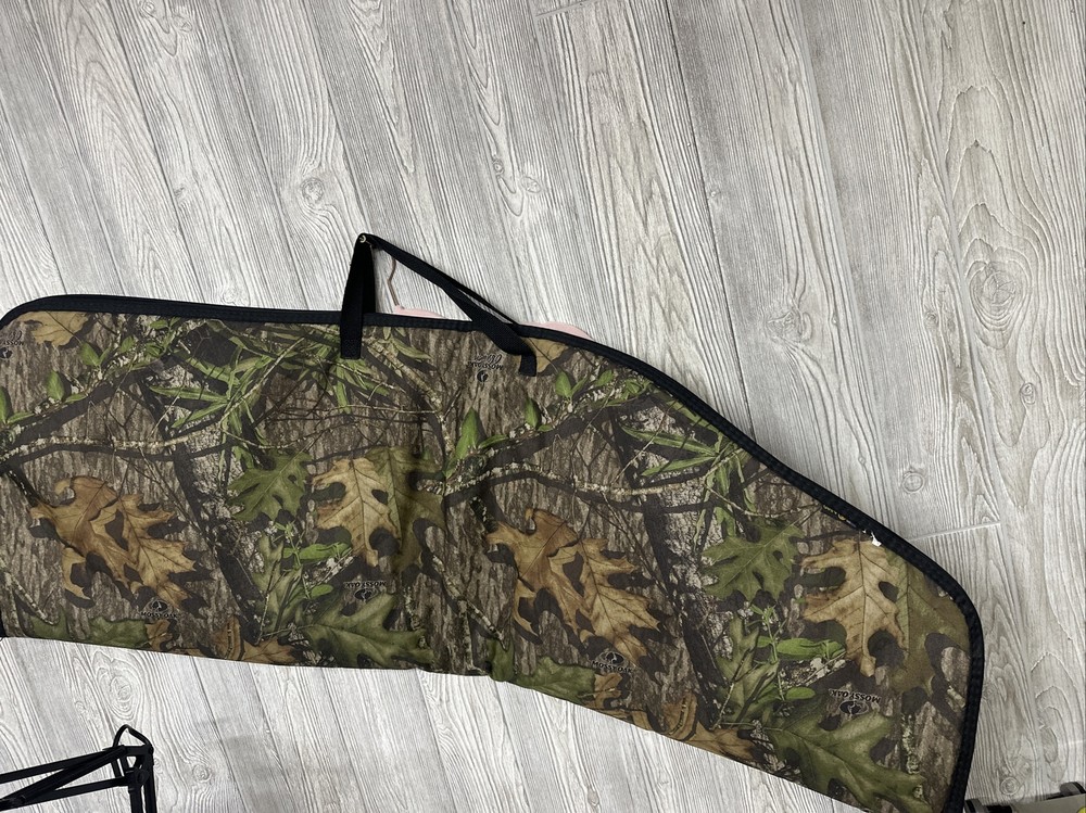 Mossy Oak Obsession Bow Case Great Shape 46”x18”