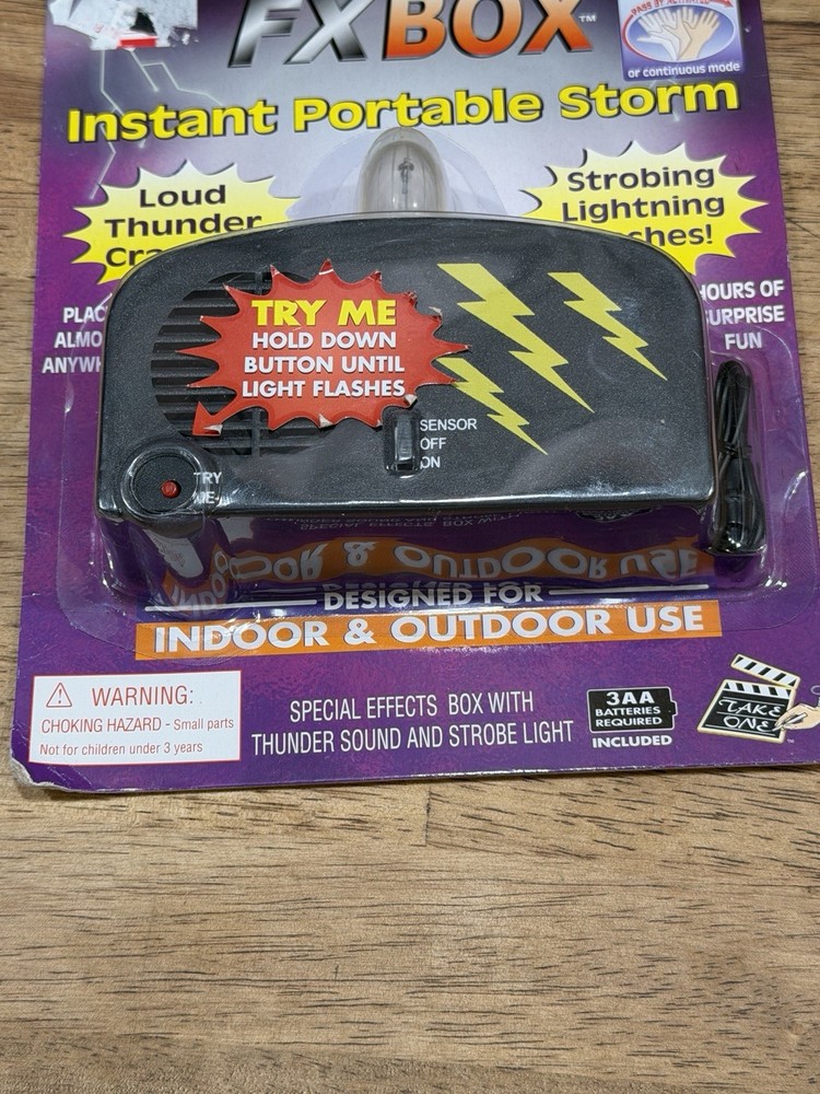 Thunderbolt Lightning FX Box: Instant Portable Storm 2002 Take One NIP