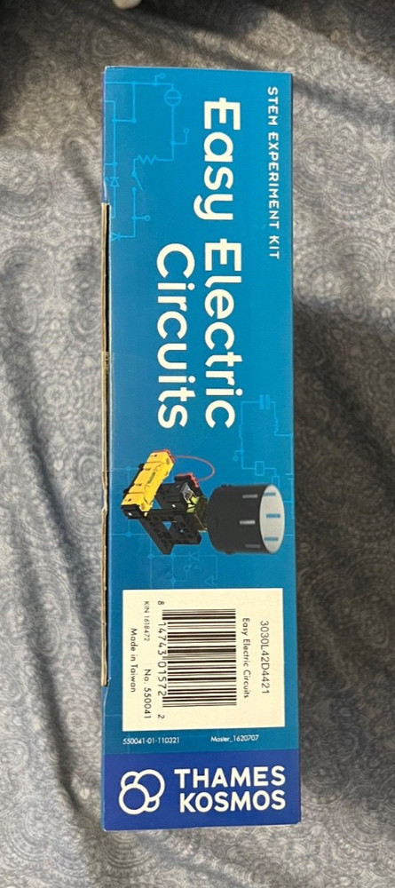 Thames & Kosmos Easy Electric Circuits STEM experiment kit