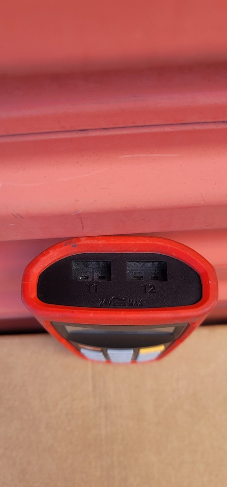 Omega HH801B Dual-Input Handheld Digital Thermometer