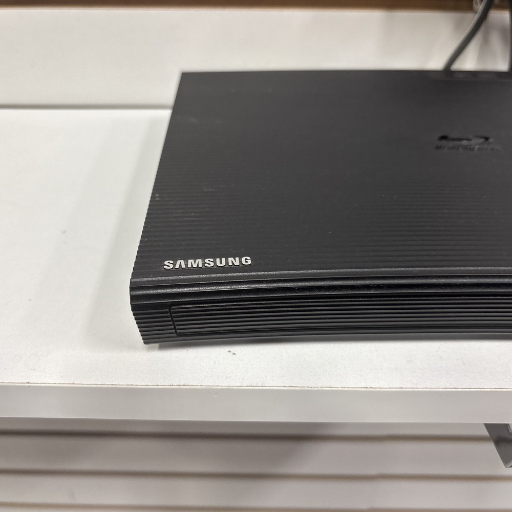 Samsung BD-JM57C Blu-Ray DVD Player