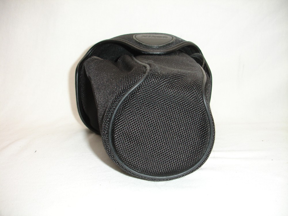 Nikon CF-DC2 Semi-Soft Case for D5000 D5100