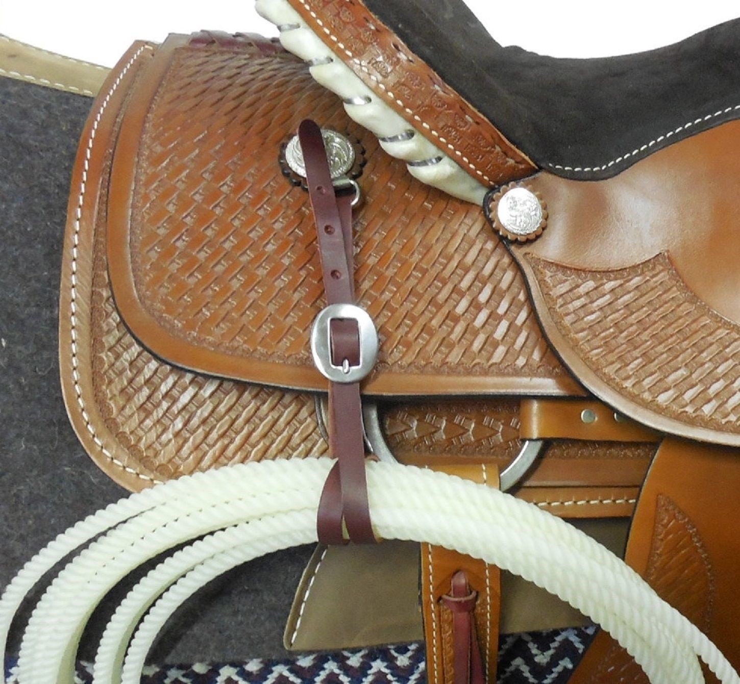 Lariat Rope Carrier Strap Attaches To Rear D-Ring Heavy Amish Made New