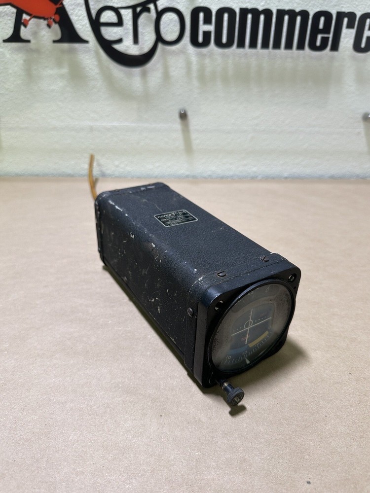 Narco VOA-4 VOR ILS NAV Indicator (3685)
