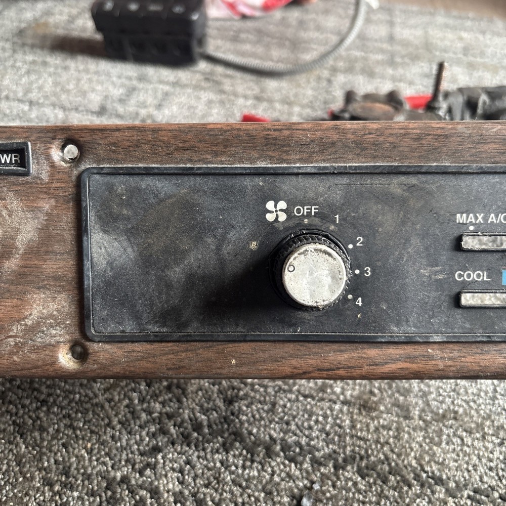 Freightliner AC Heater Temperature Control Panel A-22-30529-0