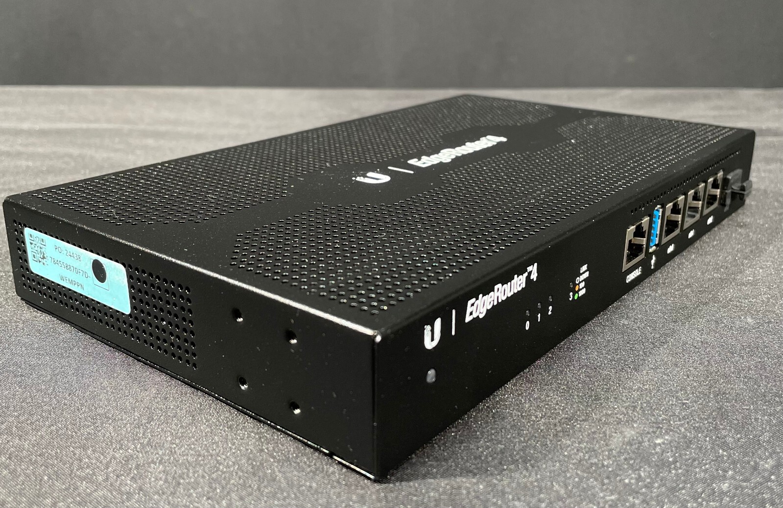 Ubiquiti ER-4 Wired Ethernet Edge Router- Same Day Shipping