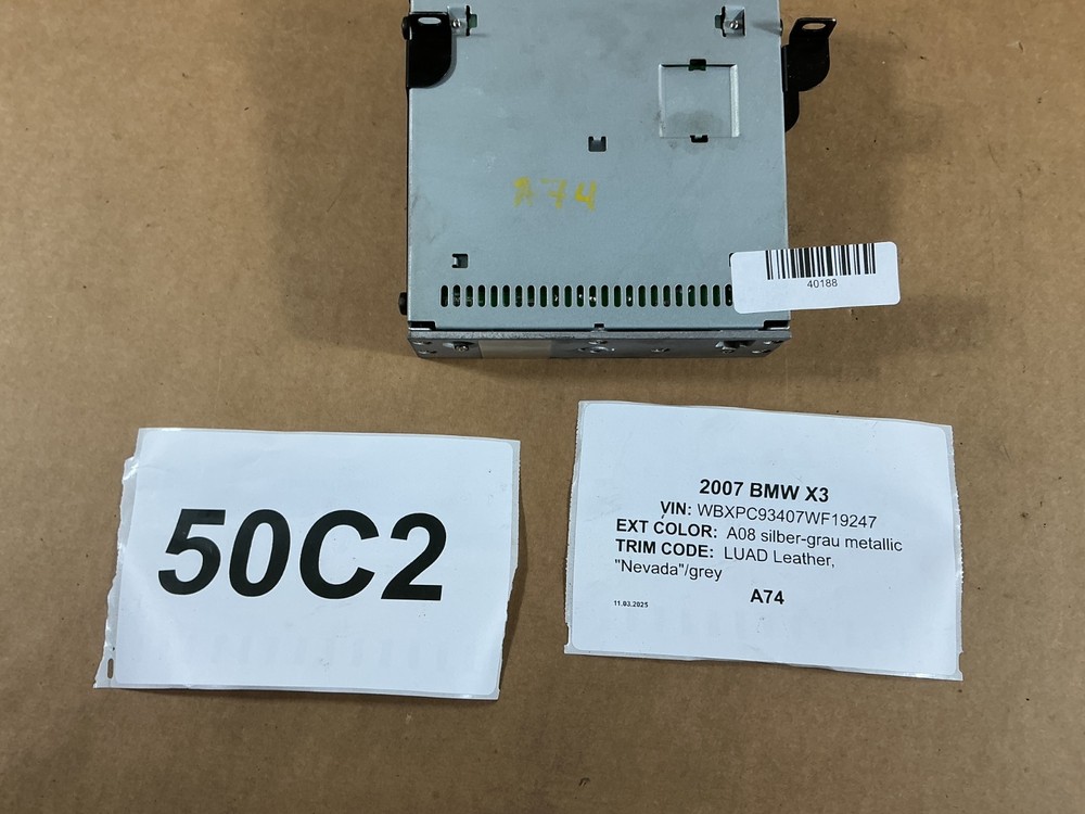 2007 - 2010 BMW X3 E83 DVD Changer Player 84110306647 OEM