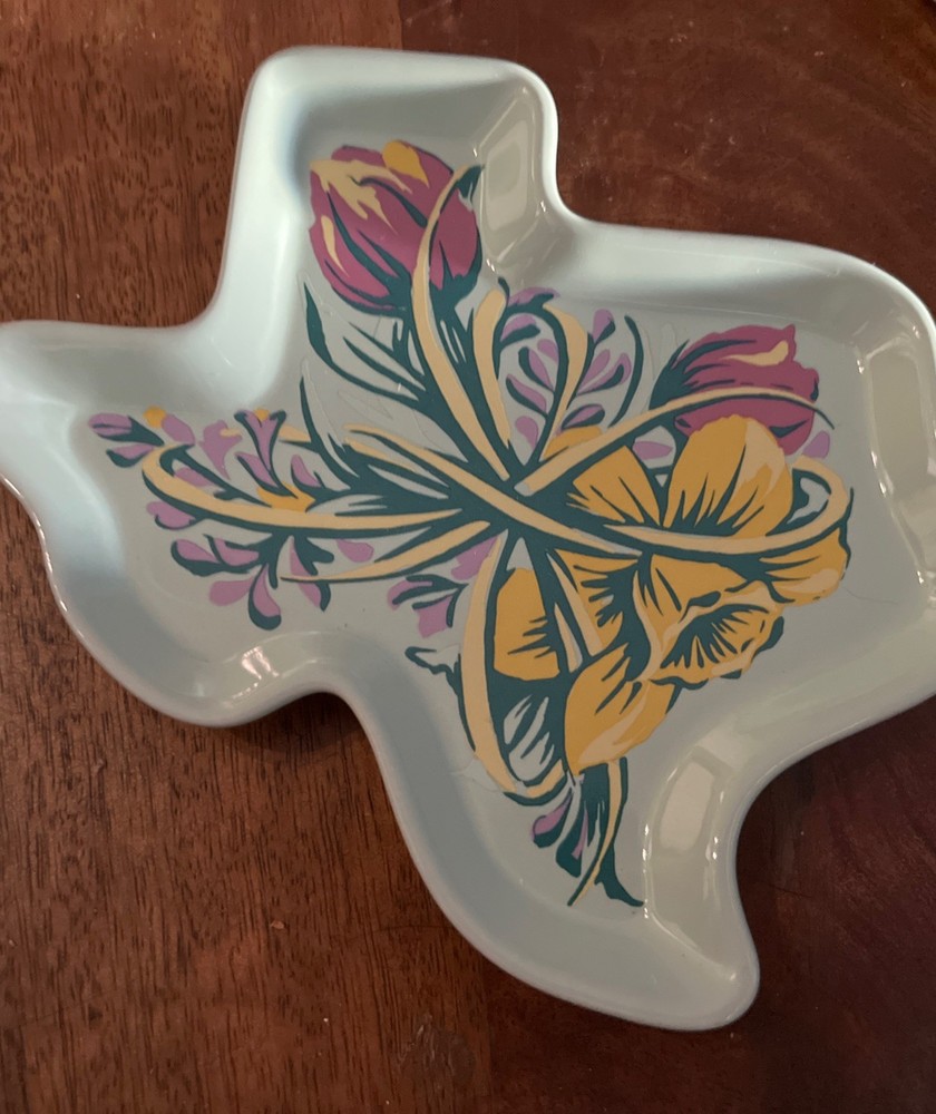 1 Texas Easter / Spring Dish Appetizer Dish( Choose Color)