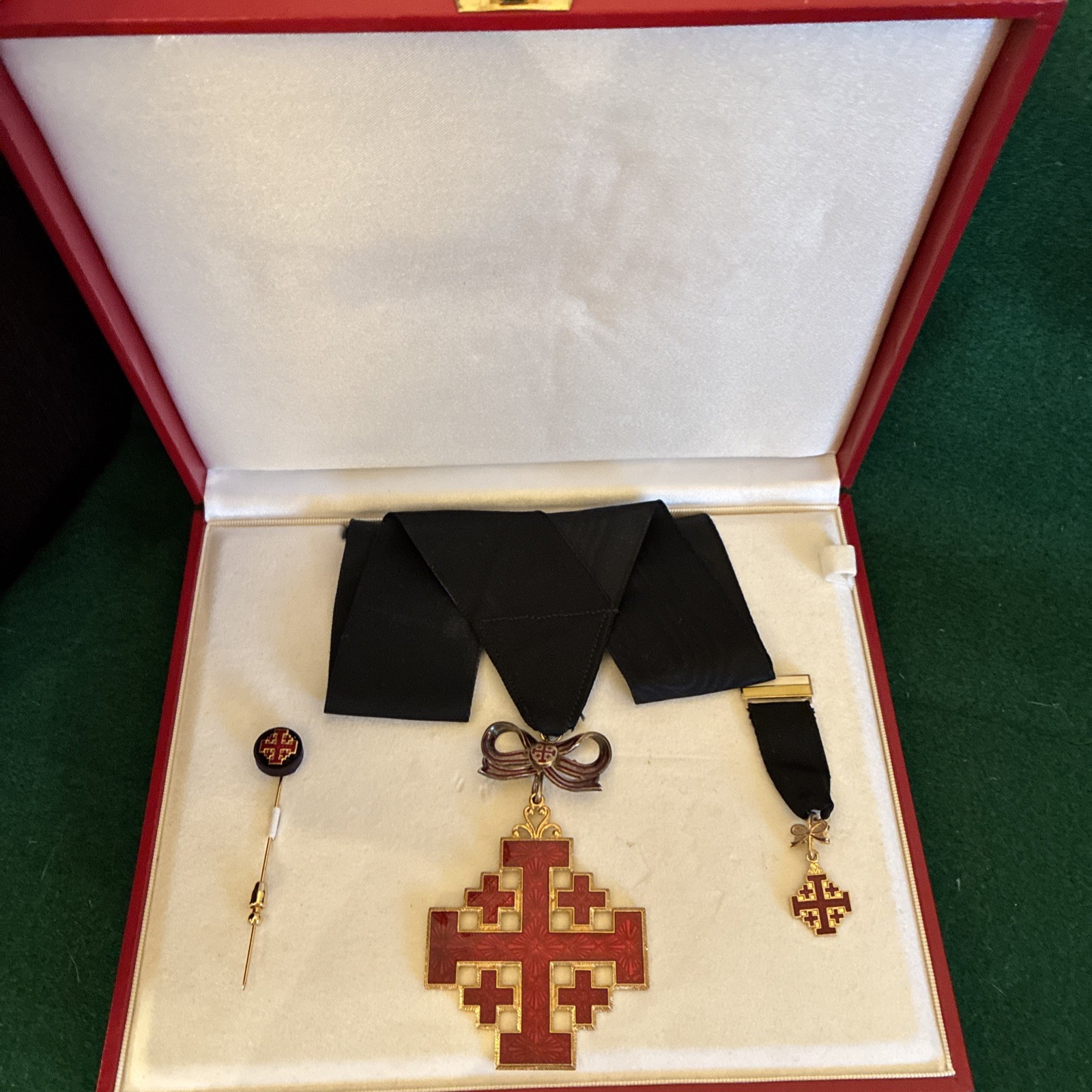 Order of Knights the Holy Sepulchre in Jerusalem Lady Commander Medals Mason