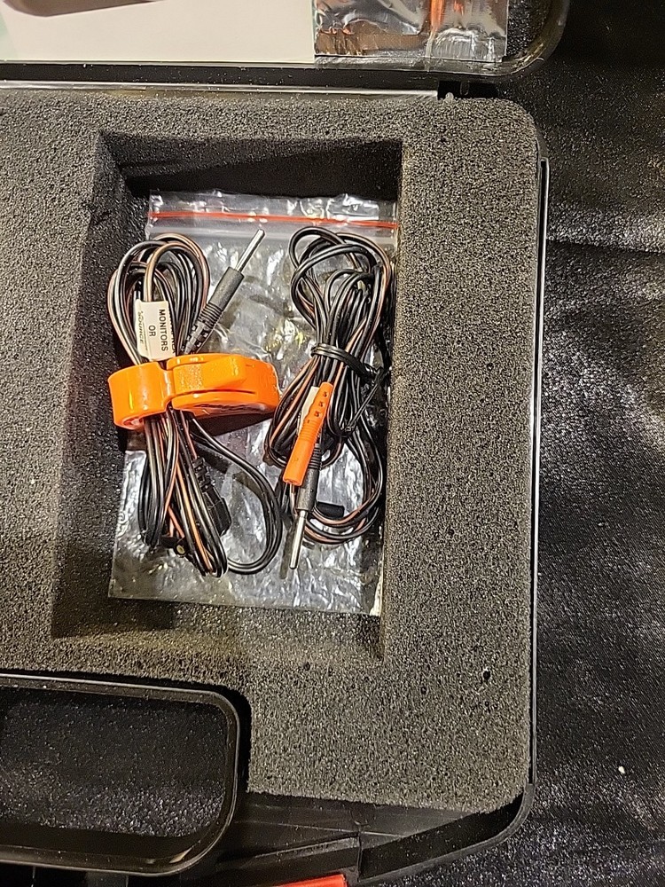 TENS 3000 Unit Muscle Stimulator Kit Electrodes Manual Cables Case Untested