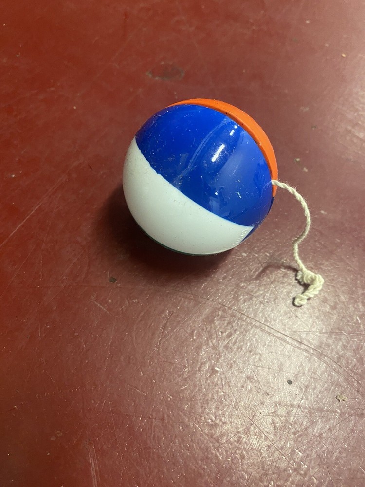 Beach ball yo-yo