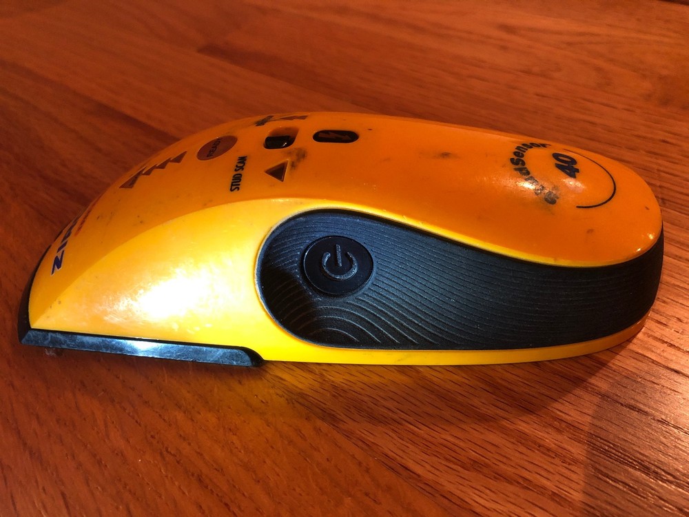 Zircon StudSensor™ Stud Finder One each E40 & L40 ~ LOT 2 Used