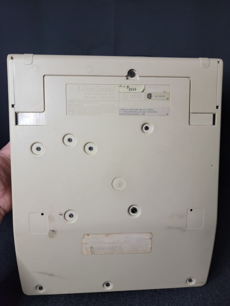 Vintage 80s Data General One Computer Model 2219 Early Portable Laptop Computer