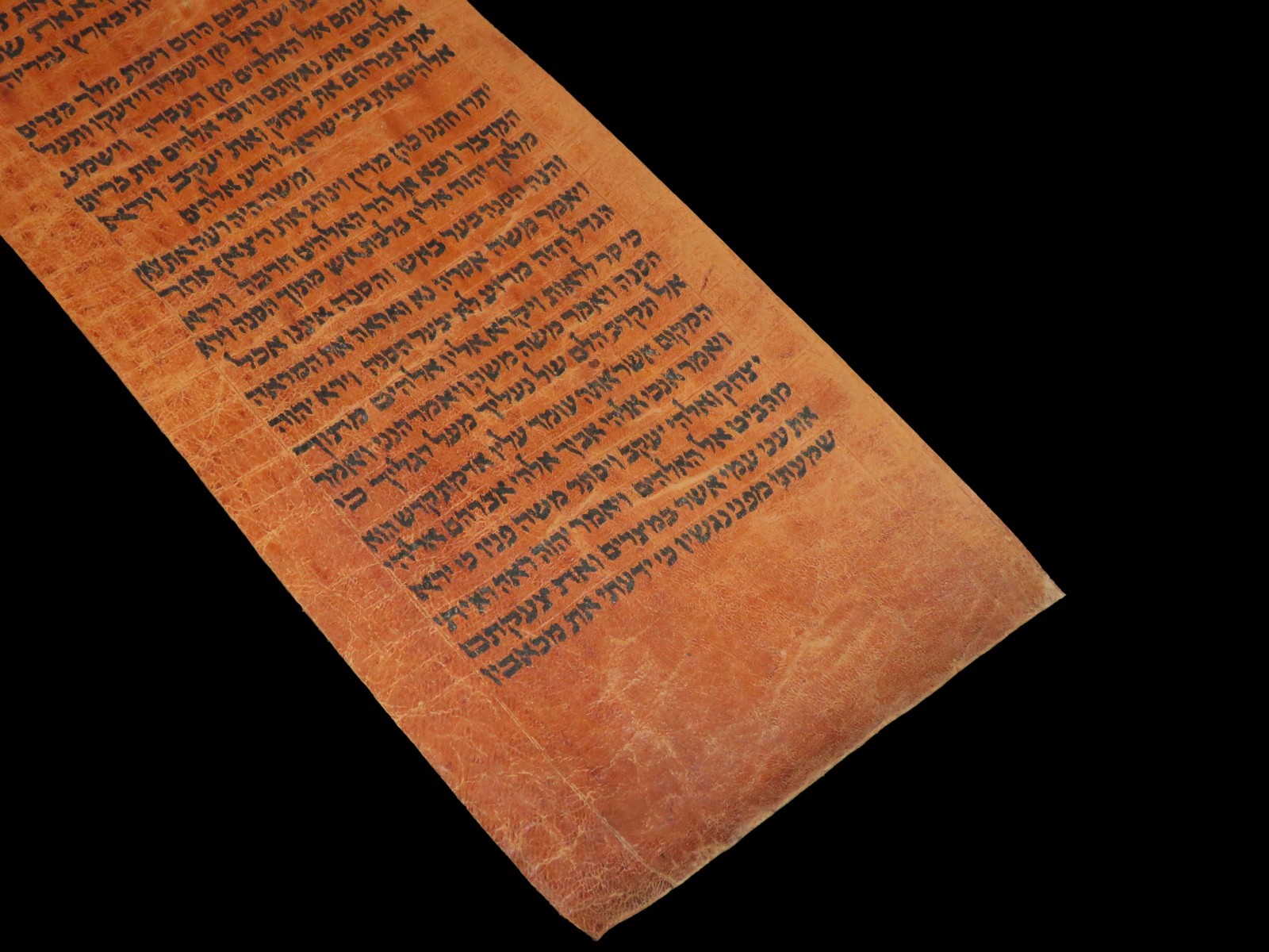 TORAH SCROLL BIBLE MANUSCRIPT VELLUM/LEAF FROM YEMEN 400 YRS OLD red parchment