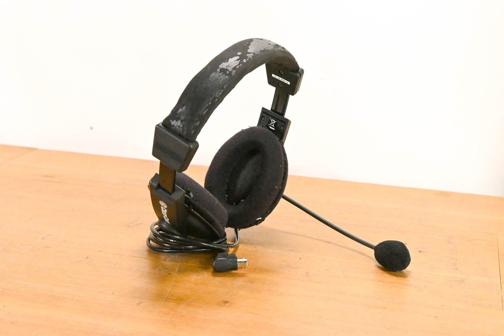 Clear-Com CC-30-MD4 Dual-Ear Intercom Headset with Mini DIN Connector CG01YL8