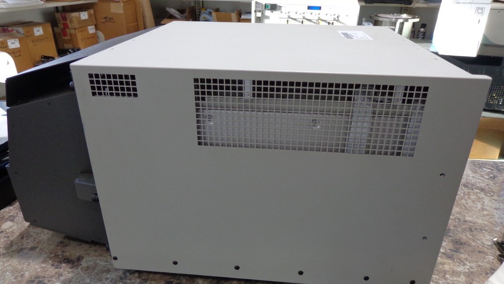 Tektronix TLA7016 Logic Analyzer Benchtop Mainframe With Five TLA7N3 Modules