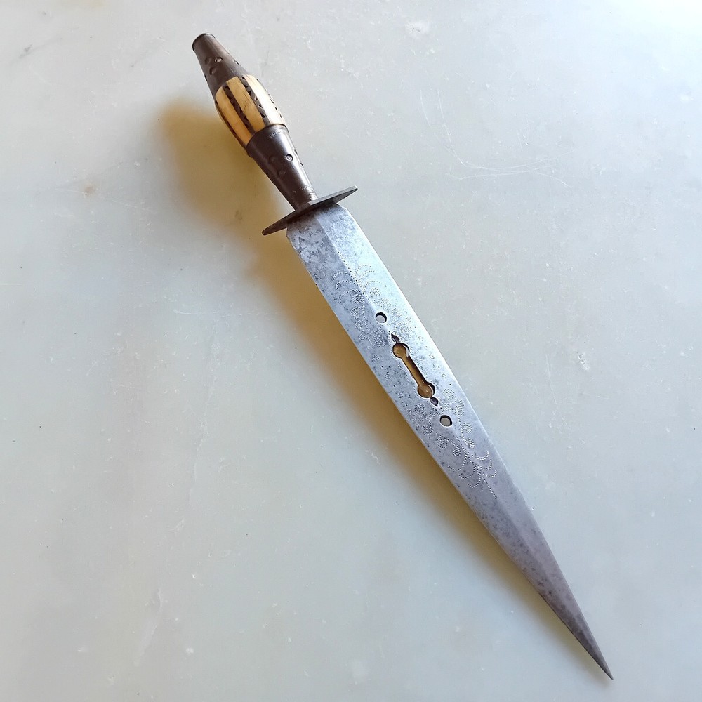 Spain, 19th century Knife Dagger, 33cm, Superb