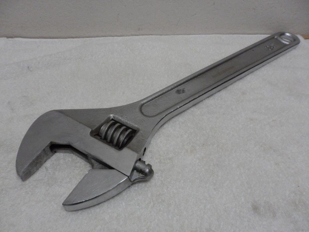 24” Adjustable Crescent Wrench: 2.5” Opening DROP FORGED