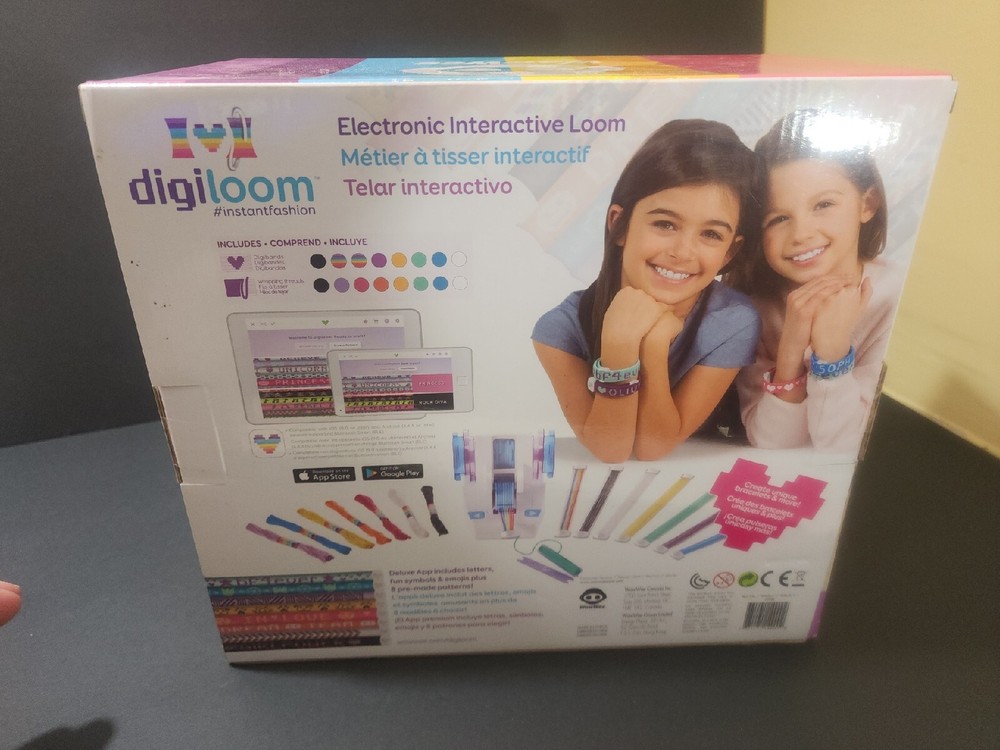 NEW Digiloom Electronic INTERACTIVE LOOM STARTER KIT Custom Friendship Bracelets