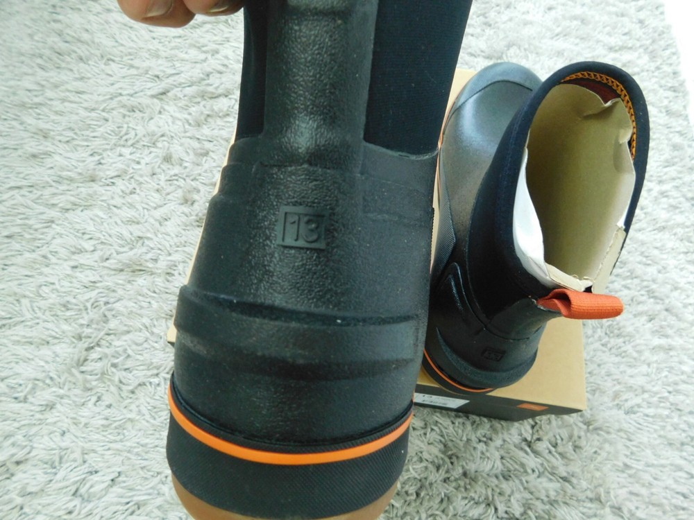 Simms Challenger 7" Deck Boot-13 Black