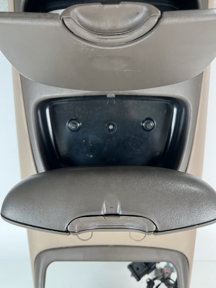 1997-2003 Ford Excursion Expedition Overhead Console Dome Light Beige Brown