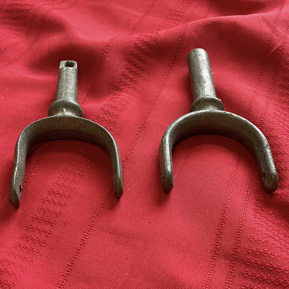 VINTAGE OAR LOCKS … Set of 2