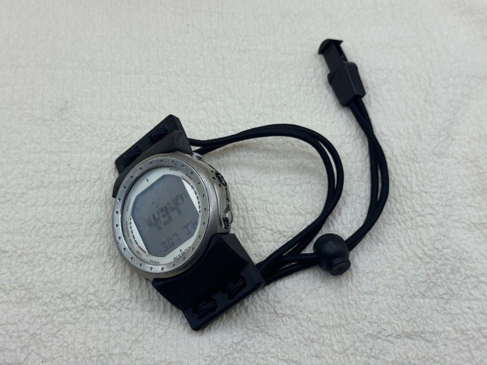 BMA-Bungee mount assembly for Suunto D9