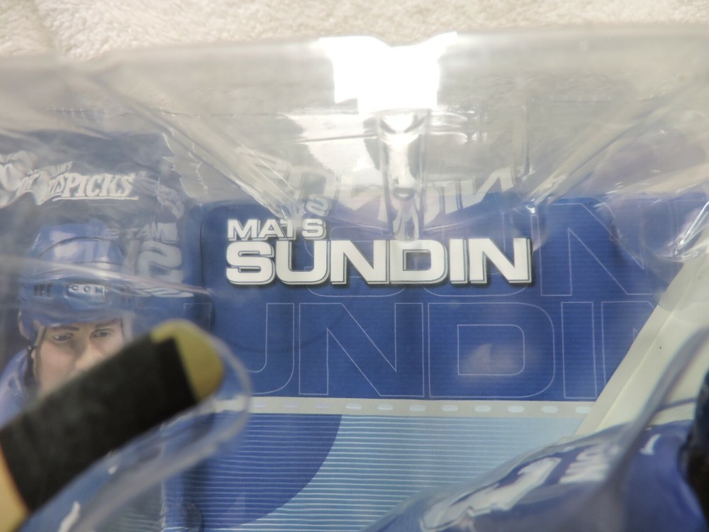 McFarlane Sundin Toronto Maple Leafs Series One Action Figure 2001