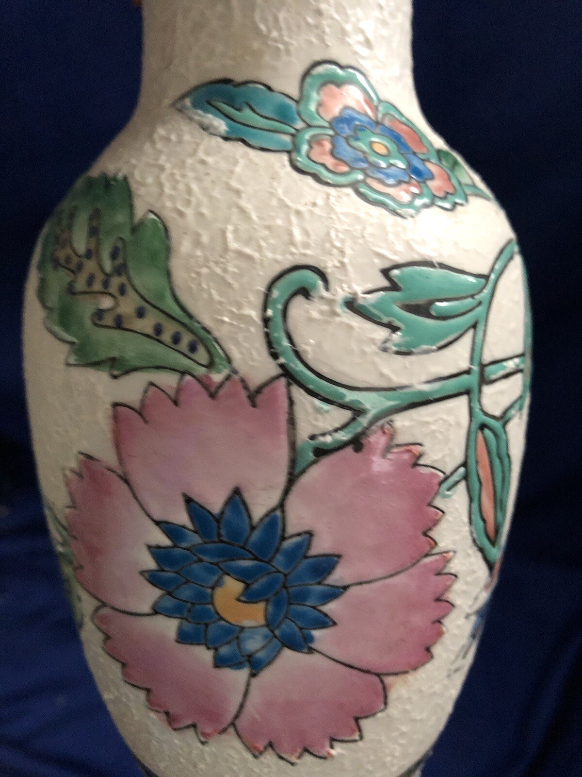 Chinese Porcelain Vase Beautiful Elegant Floral Pattern In Vibrant Colors VTG