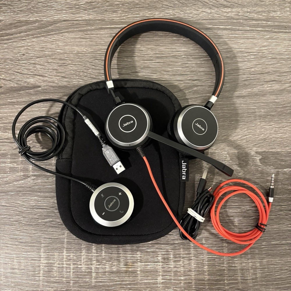 Jabra Evolve 40 Stereo Headset + Controller MS Teams HSC017 + ENC010 Barely Used