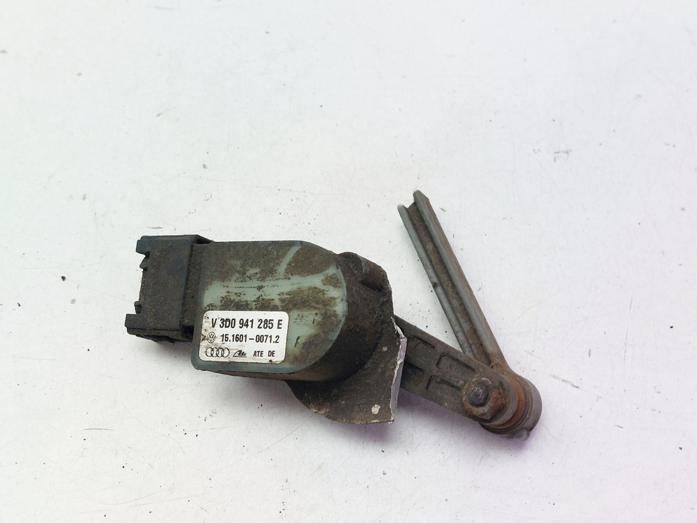 VOLKSWAGEN PHAETON HEIGHT LEVEL SENSOR UNIT 2012 3D0941285E