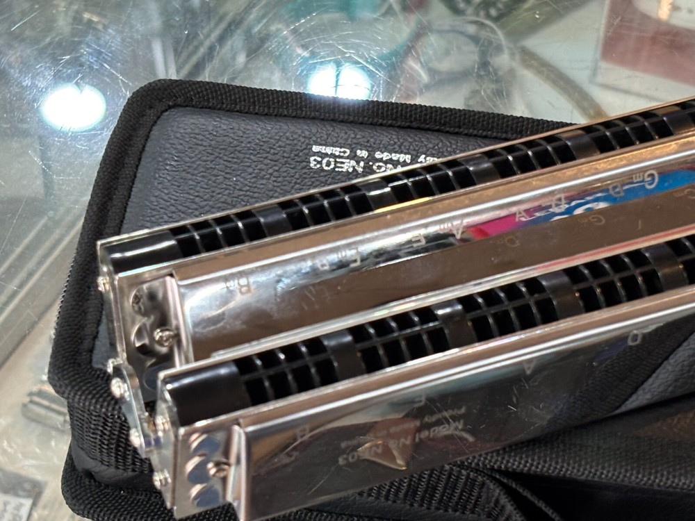 EAST TOP Compact Chord 48 NE03 Harmonica With Carry Case